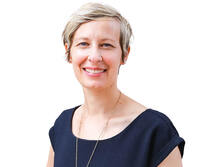 photos-staff-julie-208x166